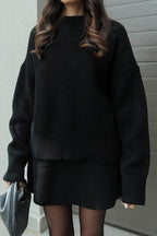 Knitted skirt suit