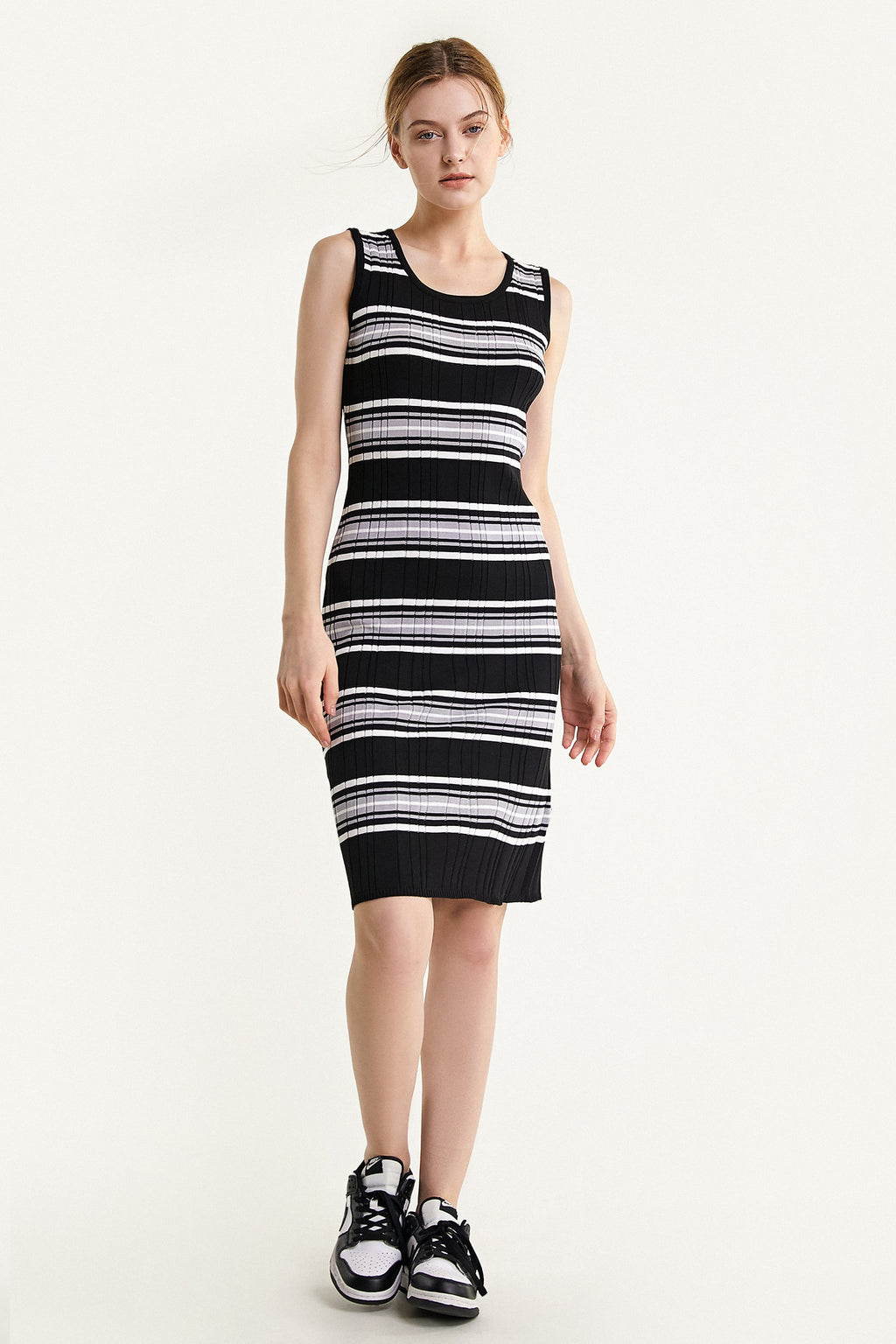 Black Sleeveless Striped Knitted Midi Dress