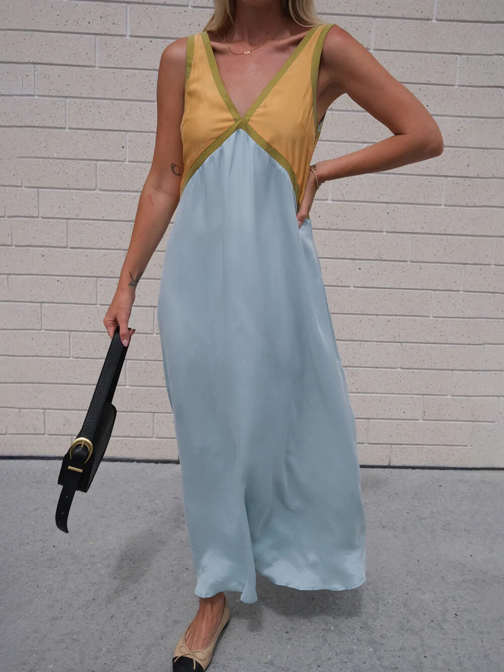 Splicing Chic V - neck Contrasting Color Dress