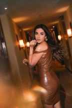 Jasmin Bhasin X Miakee ��������� Taylor