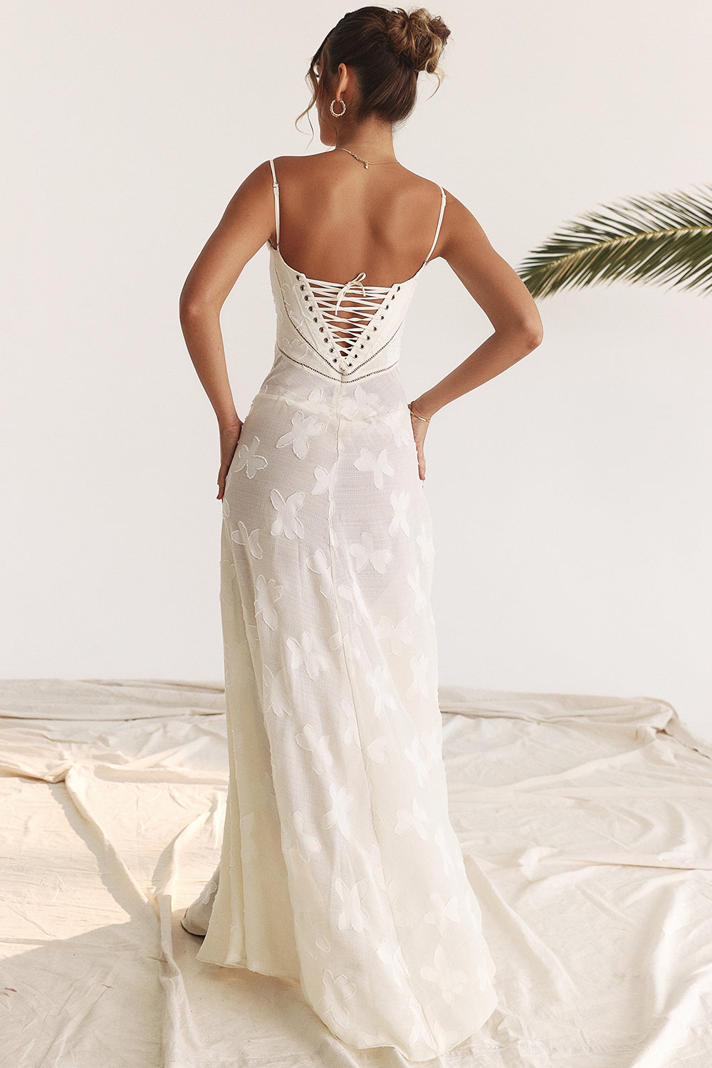 Karina Elegant and Versatile Summer Dress for Women Relaxed Modern Fit