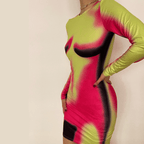 Long sleeve thermal crewneck body print mini dress