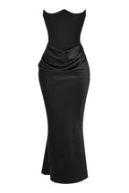 Virginia Boutique Luxury Maxi Dress Chic Silhouette Collection