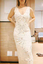 Penélope Effortless Holiday Beach Dresses with Fixed Hook and Flowers, Hollow Out V Neck Evening Wear Edit