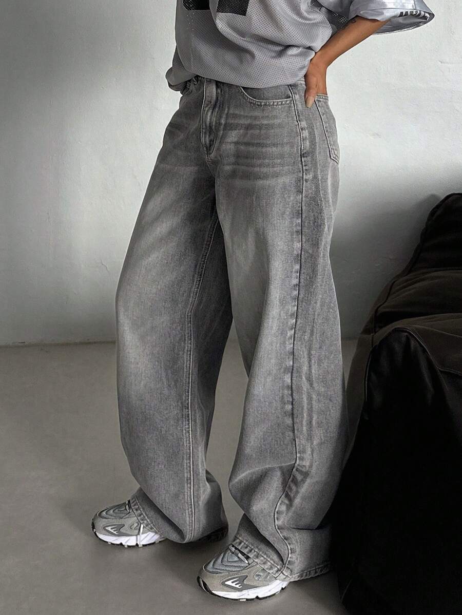 Low Waist Straight Jeans