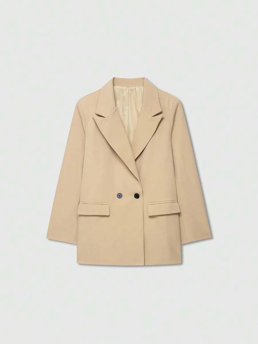 Lapel Crest Blazer