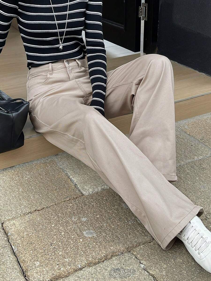Low Waist Straight Jeans