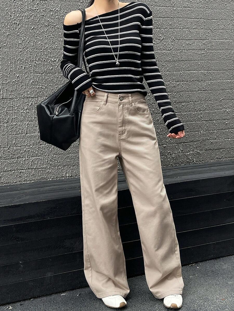 Low Waist Straight Jeans