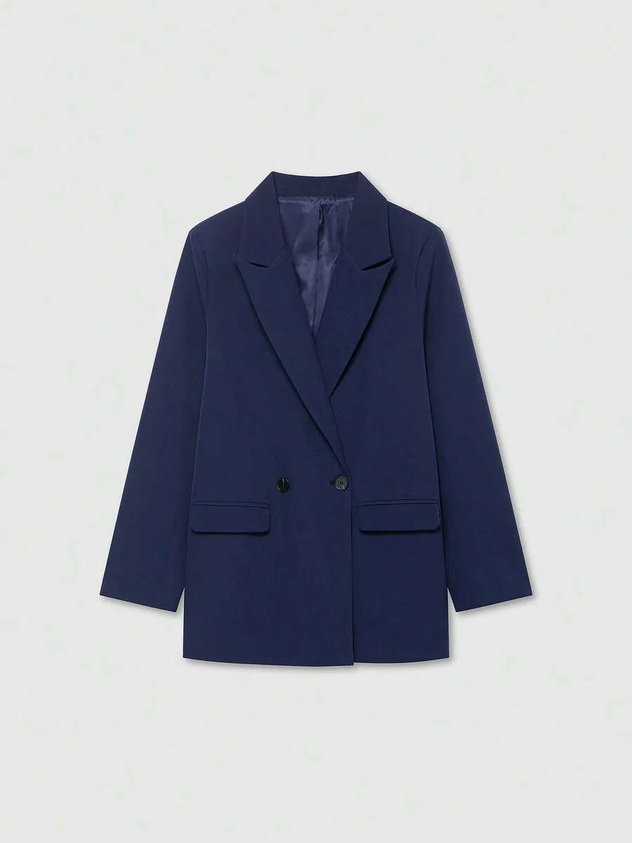 Lapel Crest Blazer