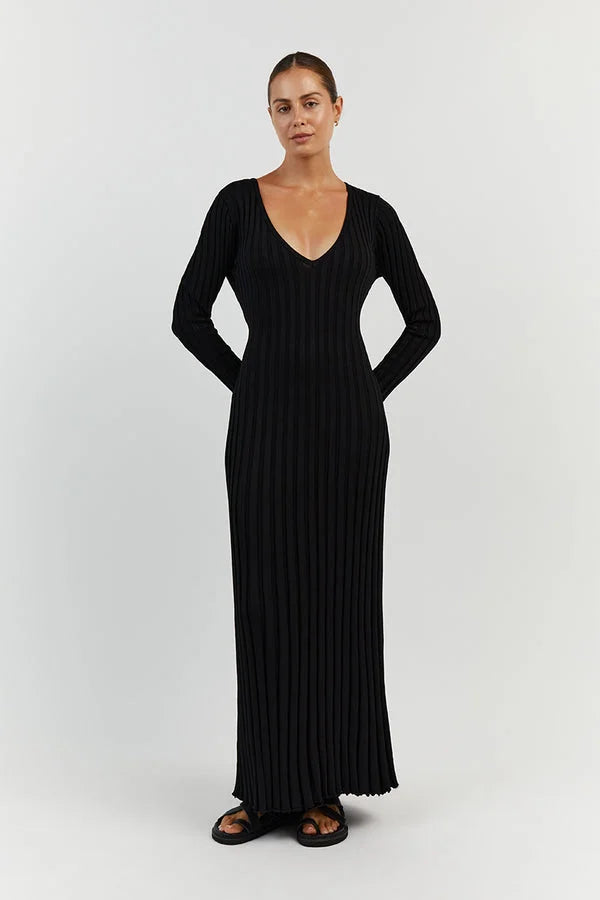 Luisa Elevated Knitted Midi Dress with V Neck and Sleeves Boutique Collection