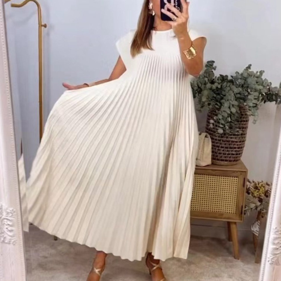 Scarlett Luxe Light and Fresh Pleated Dress Everyday Edit