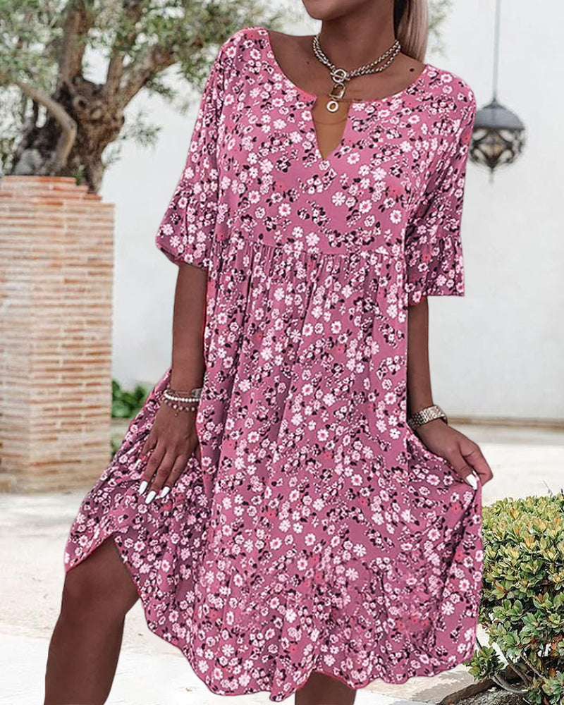 Victoria Aesthetic Half Sleeved Dress Made of Floral Cotton Material Chic Silhouette Collection