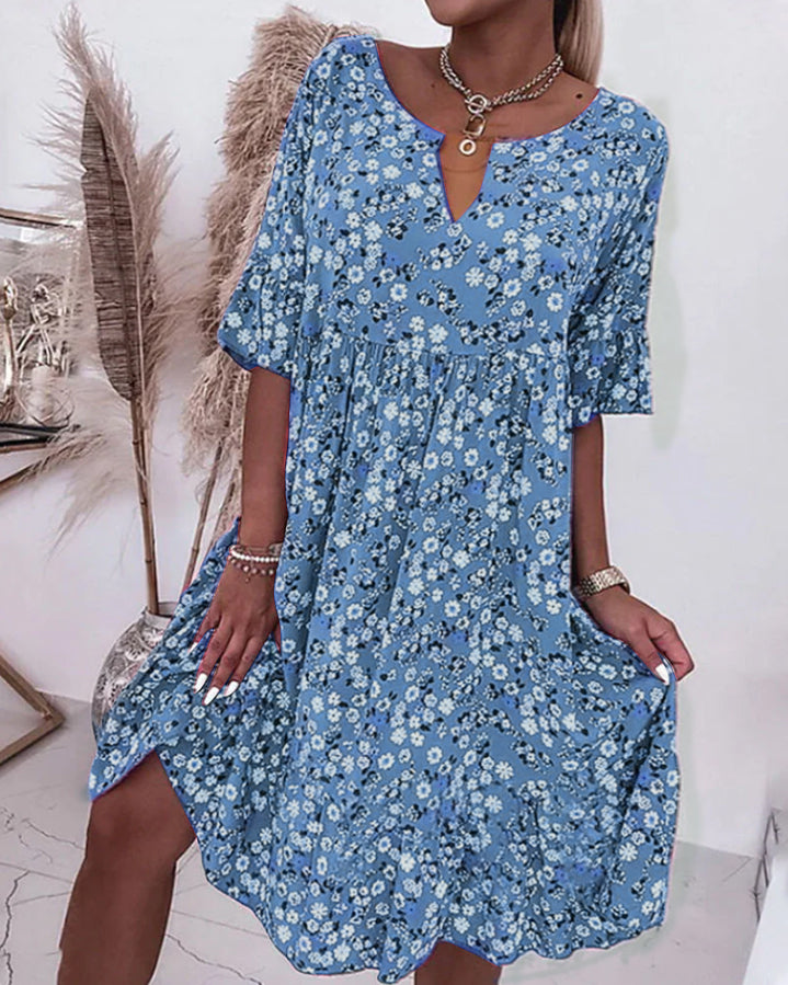 Victoria Aesthetic Half Sleeved Dress Made of Floral Cotton Material Chic Silhouette Collection