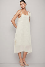 Wrenk Sleeveless Embroidered Flower Midi Dress