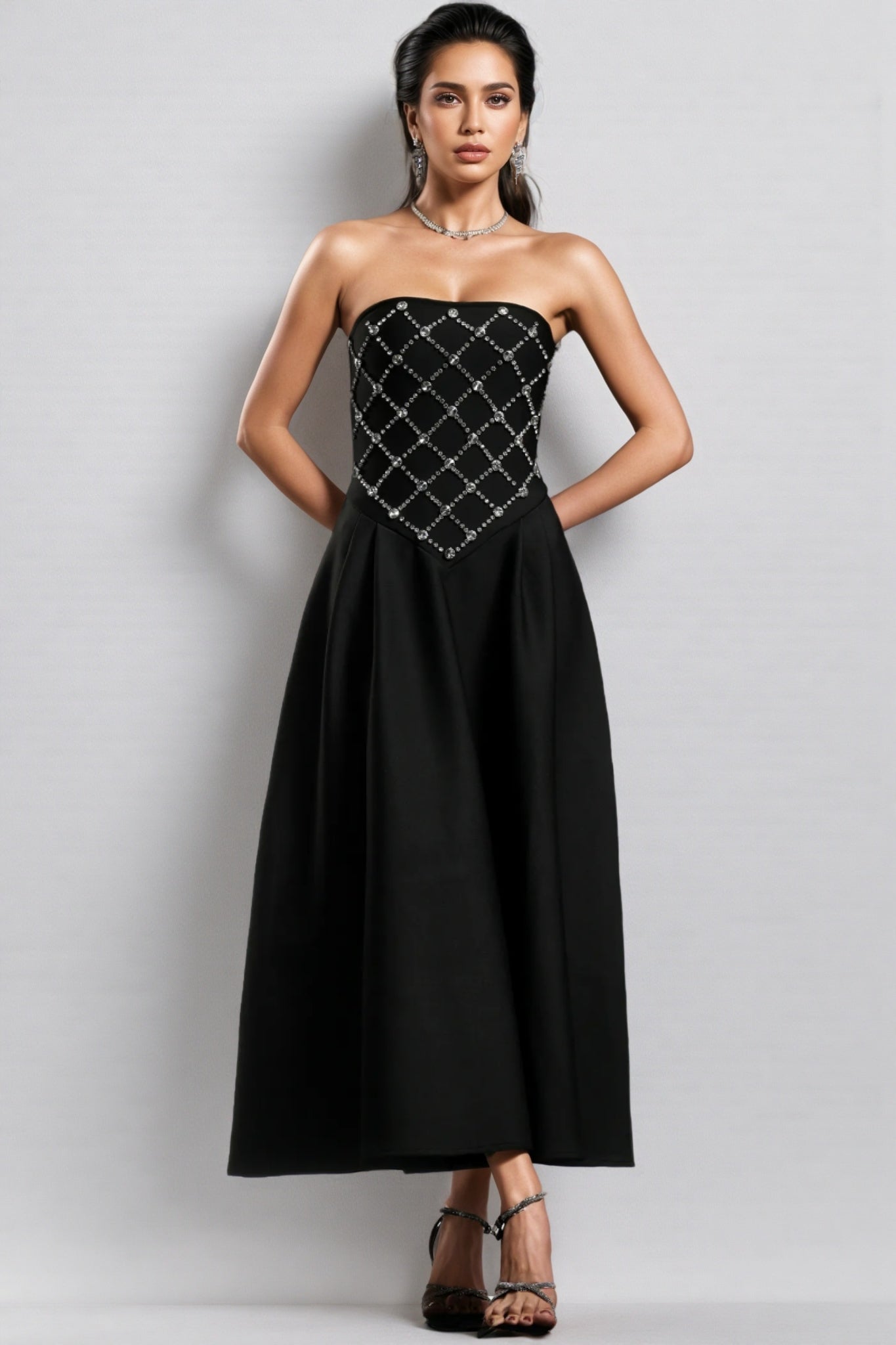 Ilarid Black Studded Bandage Maxi Dress