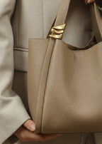 Modern-Bucket Tote