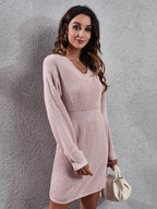 V-Neck long sleeve knitted dress