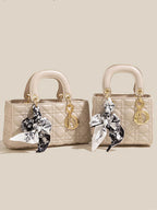 Chic-Bow Mini Handbag