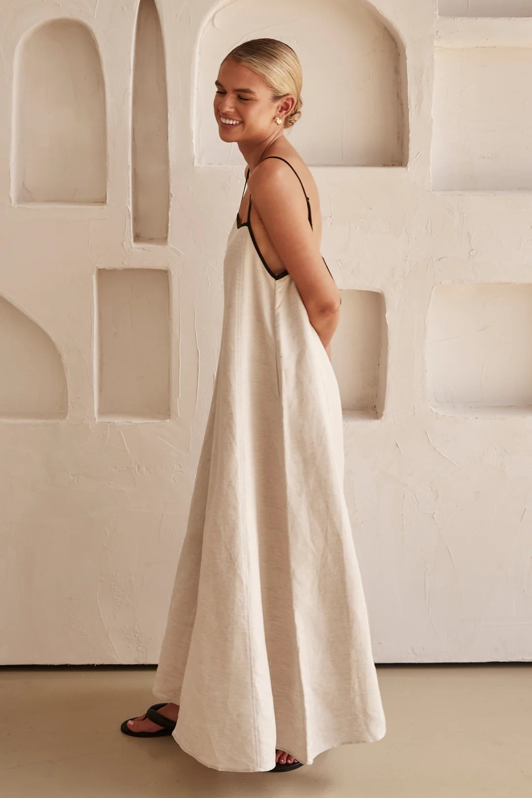 Maria Aesthetic Contrast Linen Maxi Dress Designer Edit