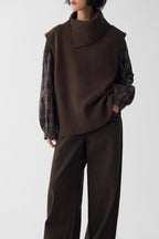 Detachable Cowl VNeck Knit Top