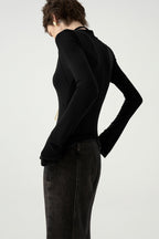 Chic Minimalist V-Neck Fitted Long Sleeve Base Layer