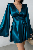 Solid Color V-neck Flared Long Sleeves Slim-fit Elegant Mini Dress