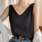 Black V-Neck Vest Bottomed Top Pure Cotton