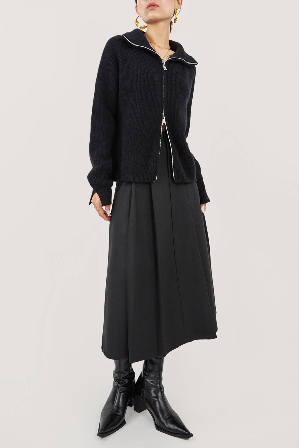 Black Solid Zipper Up Placket Cardigan