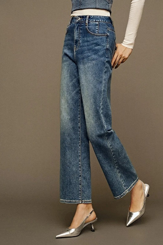 Fashionable StraightLeg Denim Jeans