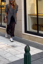 Boyfriend style mid-length blazer