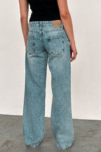 Solid Stretch Straight Leg Jeans