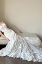 Lace Strapless Mermaid Train Wedding Dress