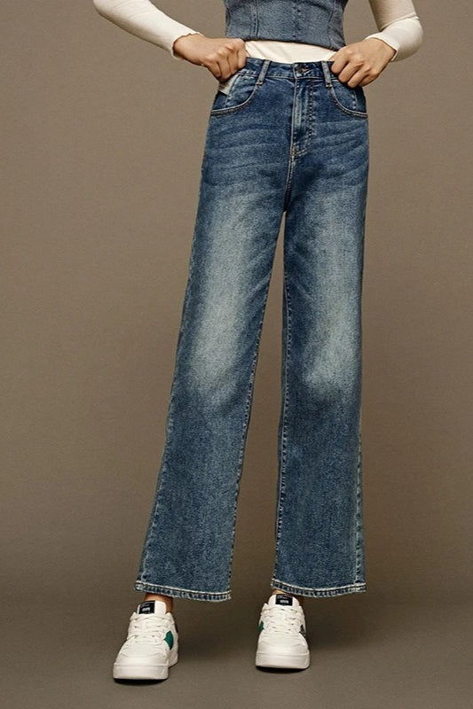 Fashionable StraightLeg Denim Jeans