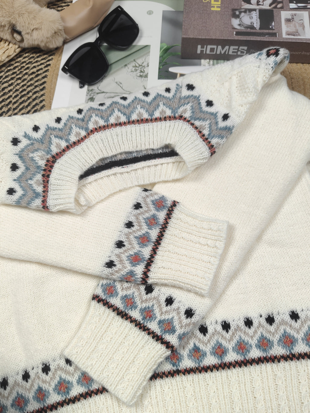 BELLA SWEATER