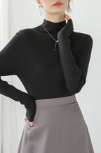 Elegant Apricot Mock Neck Long-Sleeve Pullover Knit Top