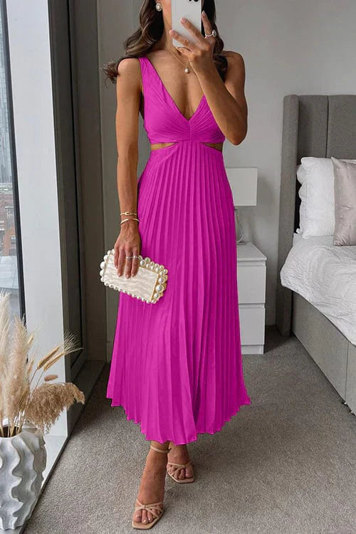 Caitlin Statement Pleated Dress with a Neckline Designer Edit