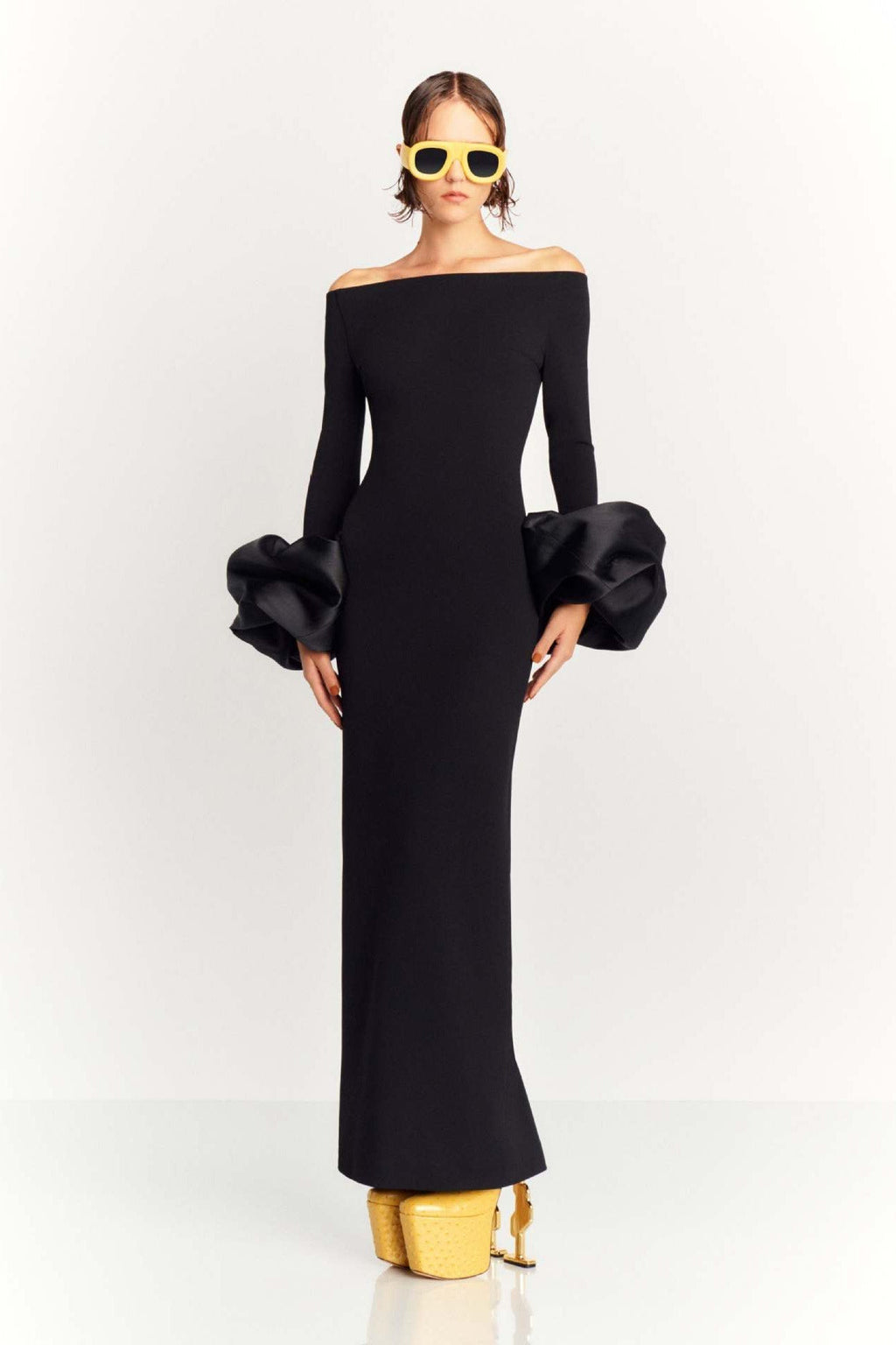 Mariana Minimalist Solid Colored Lantern Sleeve Dress Chic Silhouette Collection