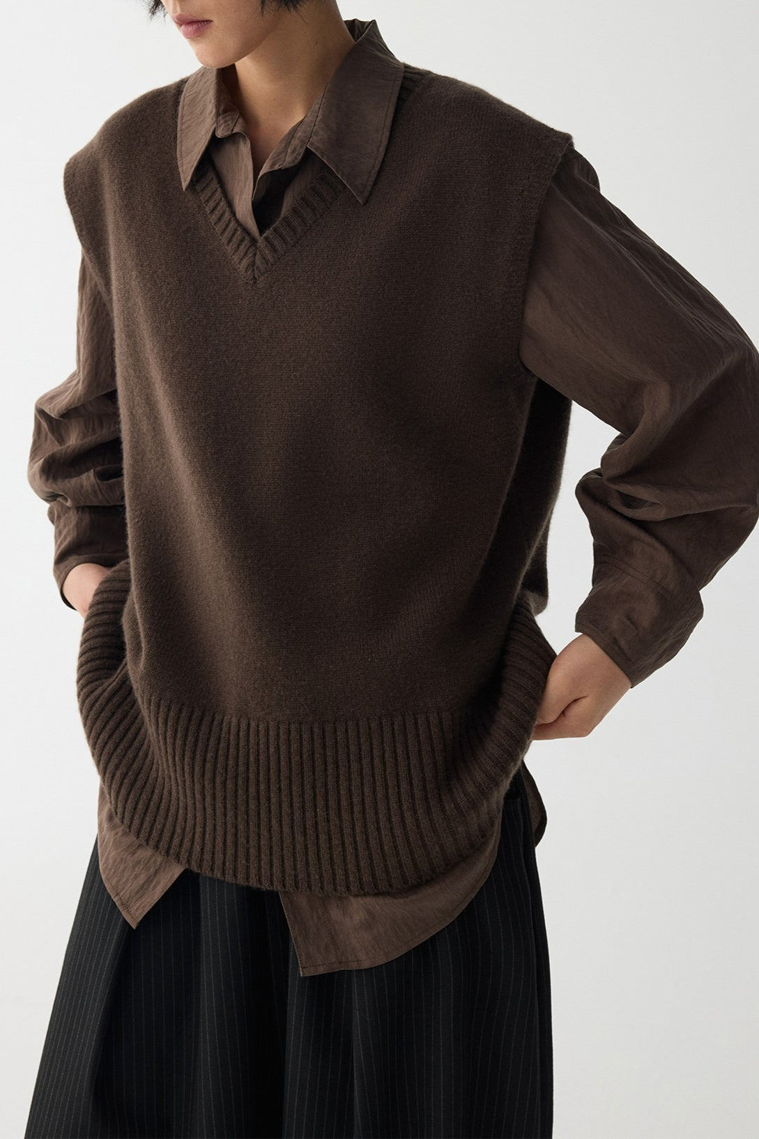 Detachable Cowl VNeck Knit Top