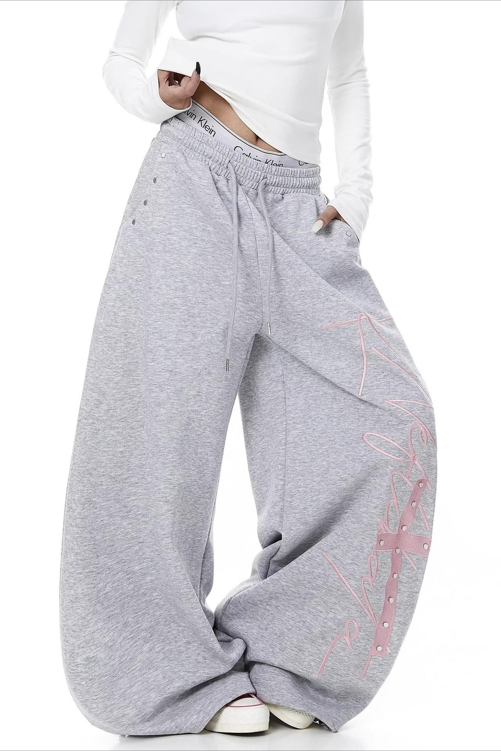 Contrast Print Curved Leg Wide Pants