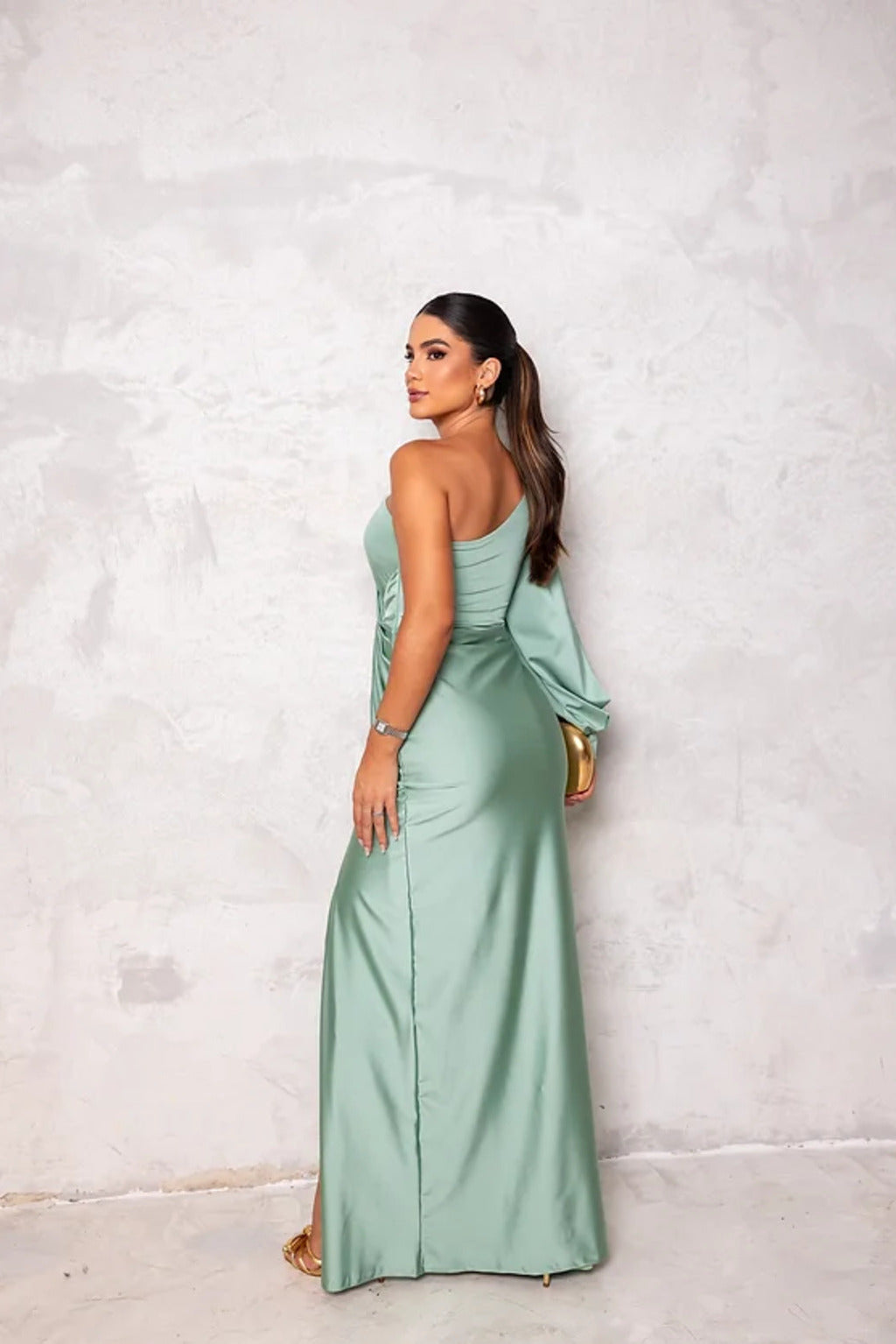 Ileana Minimalist Dress Silhouette Evening Wear Edit