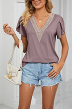 Gold Lace V Neck Tile Short Sleeve Solid Color T-Shirt Top