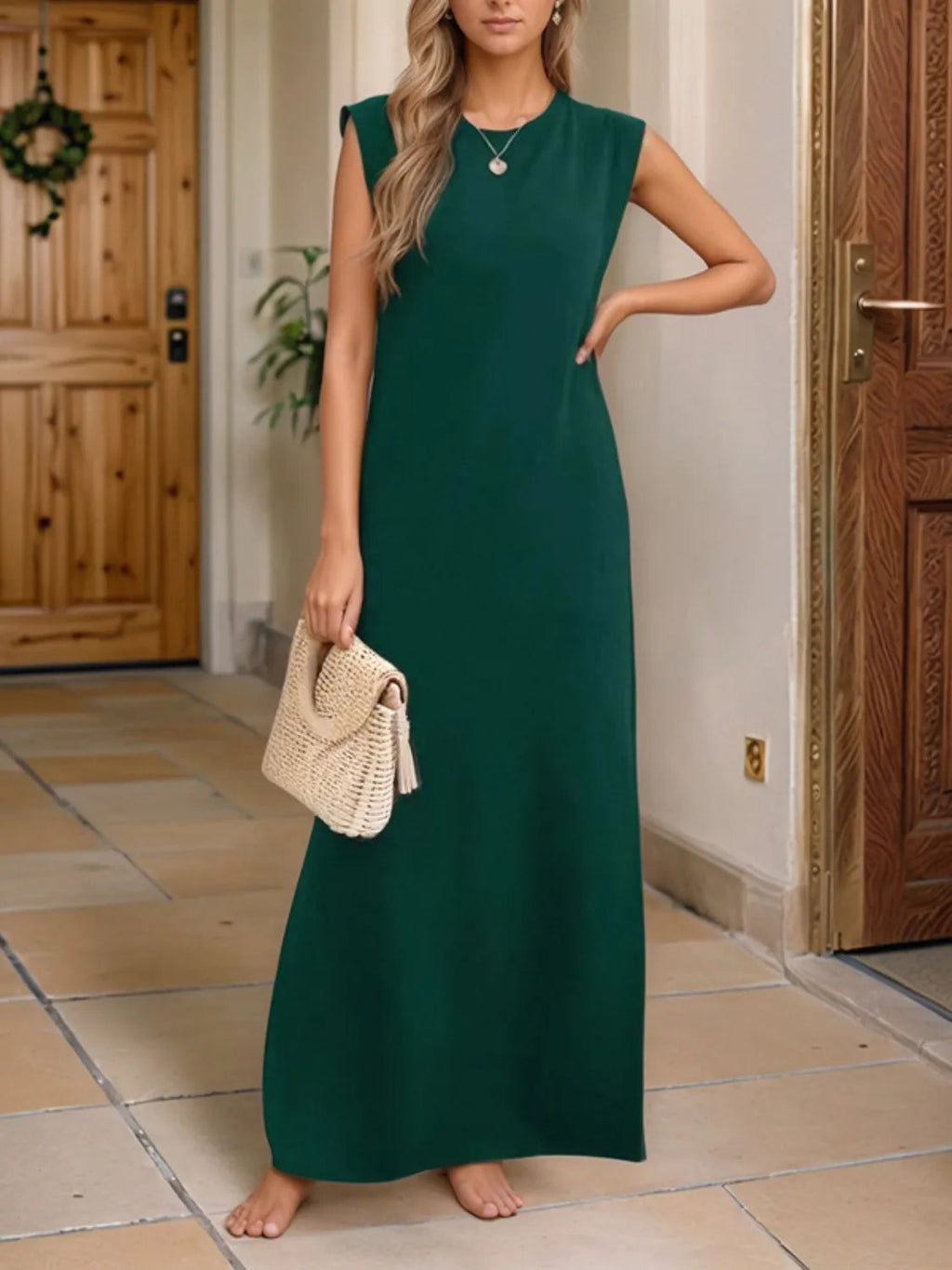 Chloe Luxe Casual Sleeveless Round Neck Maxi Dress Chic Silhouette Collection