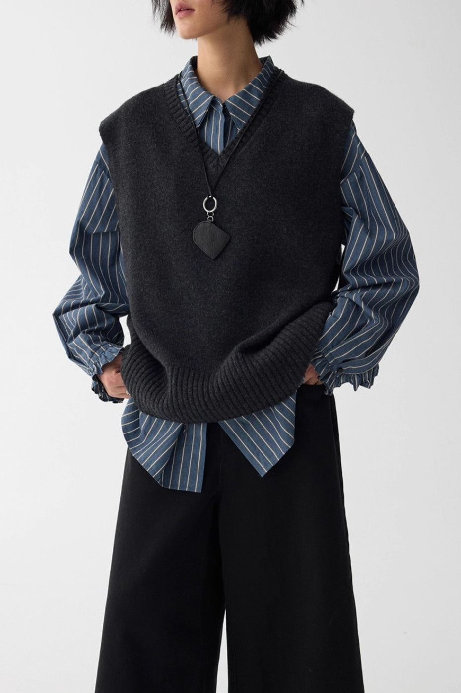 Detachable Cowl VNeck Knit Top