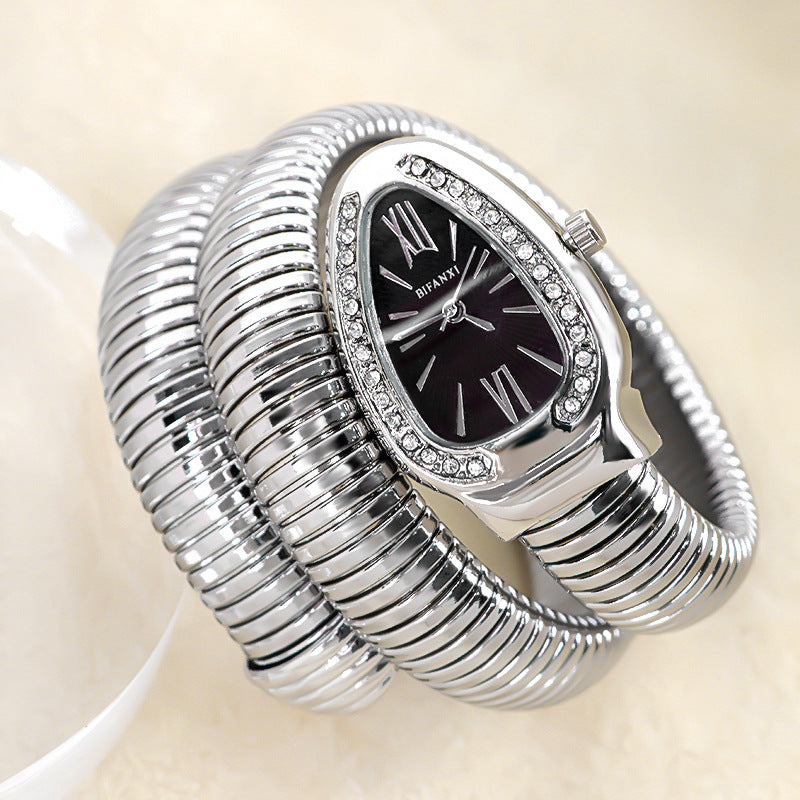 Fashionable Quartz Snake Bracelet Watch
