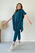 Fresh and elegant knitted two-piece set