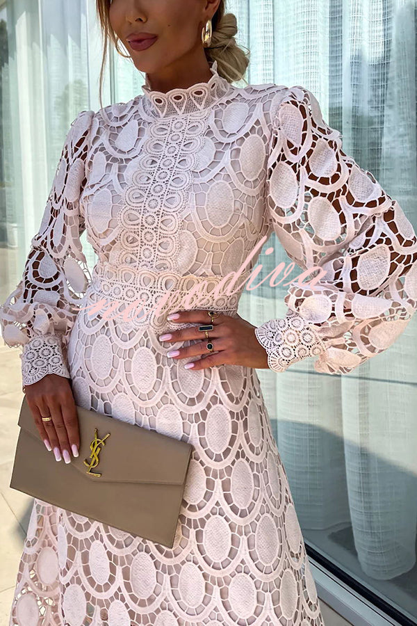 Alba Minimalist Lace Dress Boutique Collection
