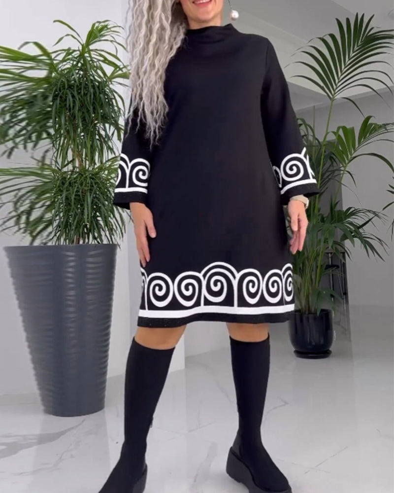 Ilona Dress With Wave Dress with Relaxed Fit and Comfort Fit Design