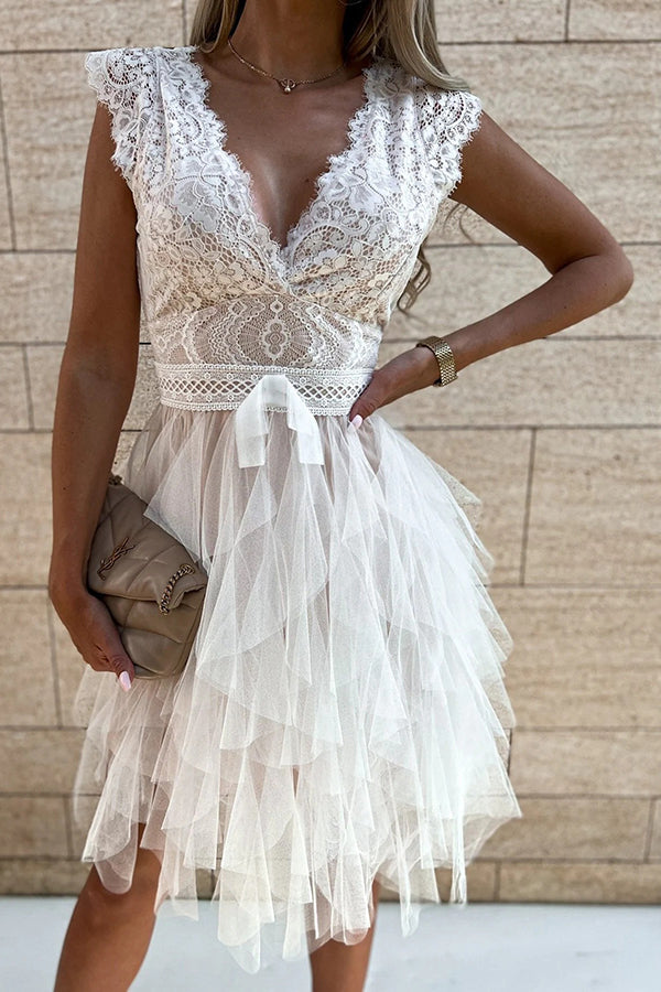 Gabriela Timeless Sleeveless Layered Lace Midi Dress with V Neck Evening Wear Edit