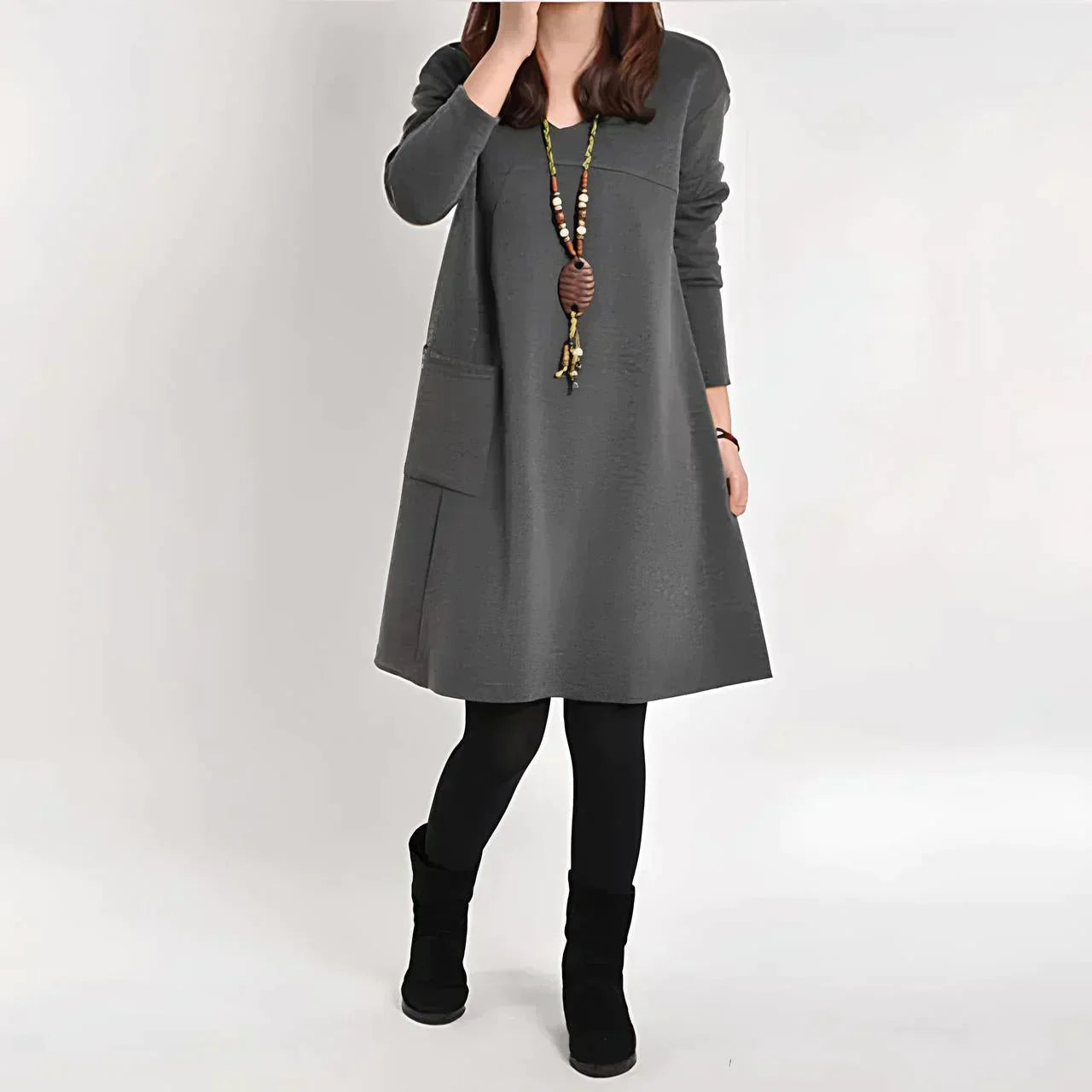Elegant Dress Inspired by Contemporary Streetwear Fashion 2