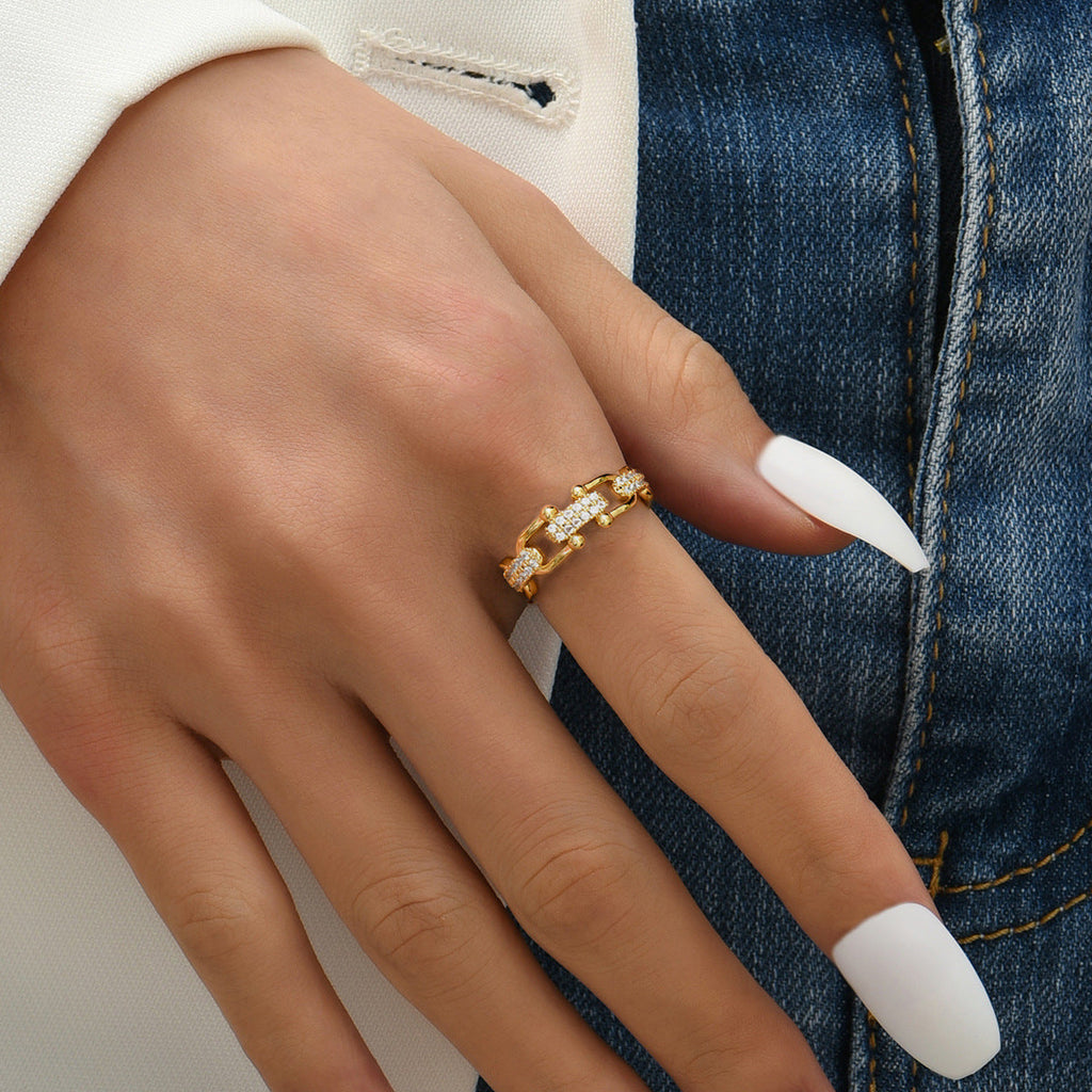Aurora Link Gold Ring